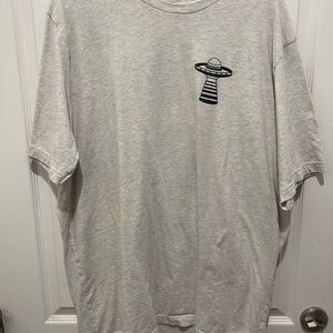 Bella Canvas Light Gray Tee with Striped Hat Design